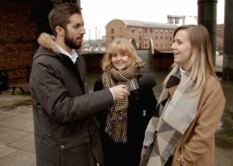 La visita de Broncano a Manchester y su particular obsesión por el 'balconing'