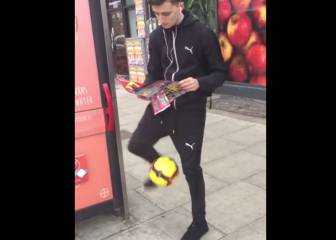 Este chico hace más caños por la calle que tú en toda tu vida