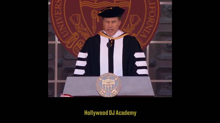 Si cantas Whitney Houston y criticas a Trump, tu discurso de graduación será viral