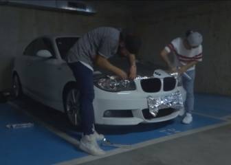 Empapela el coche de un amigo con papel de aluminio, pero se aleja del clickbate