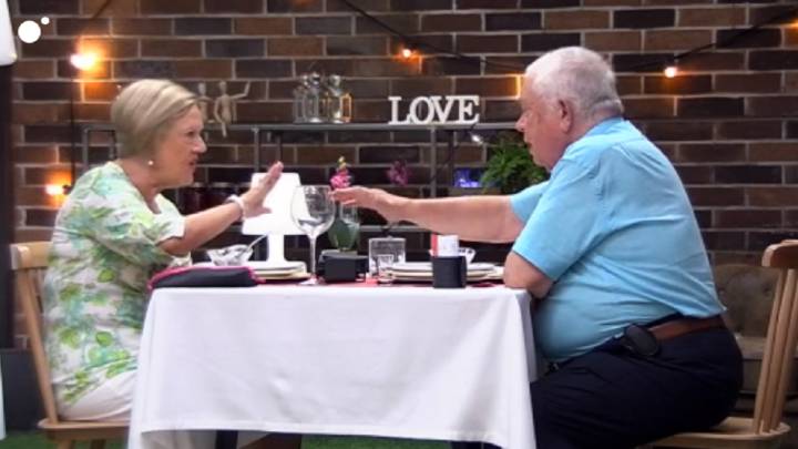 First Dates: "Le he oído la voz y me ha dado un soponcio" o cómo empezar mal una cita ciegas