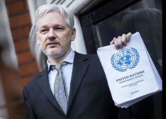 Julian Assange la lía al confundir un tuit de 'El Mundo Today' con 'El Mundo'