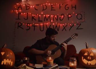 Versionan con una guitarra clásica las canciones de Stranger Things