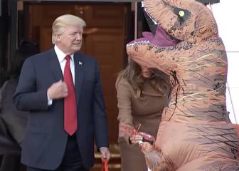 Donald Trump asustado por un tiranosaurio rex es el mejor meme de Halloween