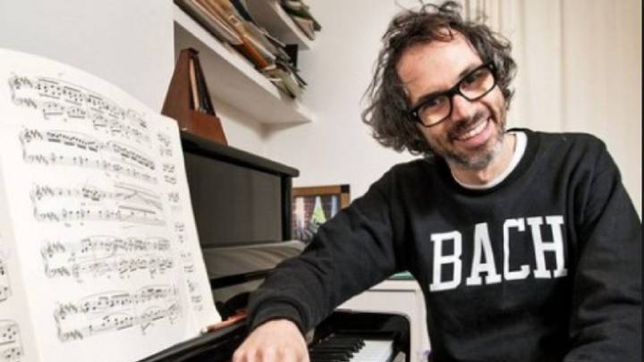 Invitan a James Rhodes a visitar OT y él se hace el sueco