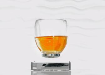 Una copa que levita: cuando la ciencia vence a la magia