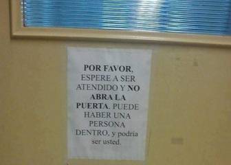 El cartel de ciencia-ficción en una consulta médica que te explica mecánica cuántica