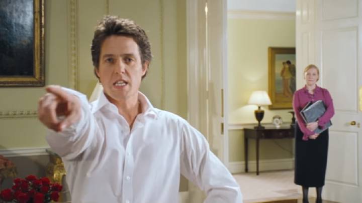 Hugh Grant explica por qué no quería rodar la mítica escena bailando en 'Love Actually'