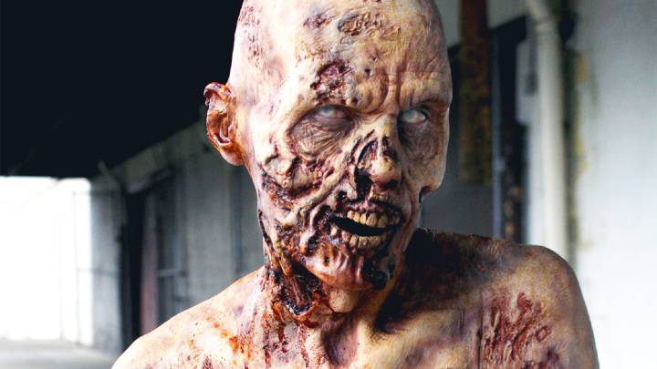 'The Walking Dead' anuncia un desnudo y reta a 'Juego de Tronos' a superarlo (pero hablamos de zombis)