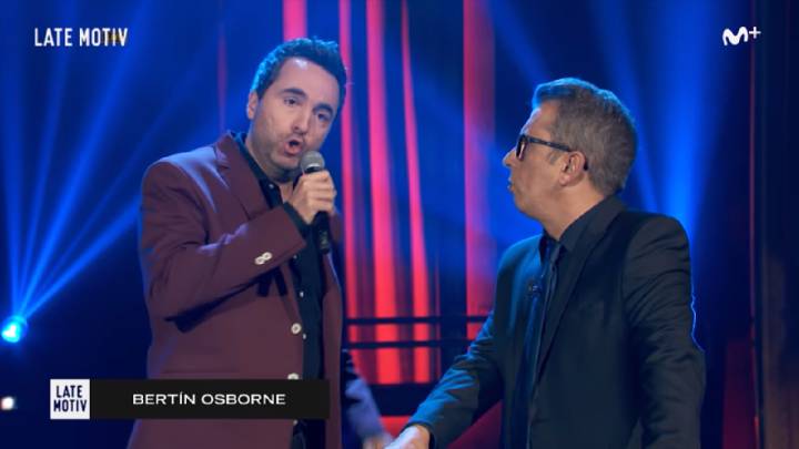 El himno de España cantado por varios famosos 'made in' Raúl Pérez