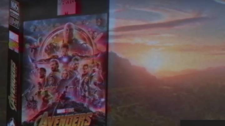 Así podría ser el VHS de 'Avengers: Infinity War' si se hubiese estrenado en los 90