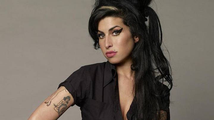 Esta versión Heavy Metal de 'Rehab' es una gran excusa para recordar a Amy Winehouse