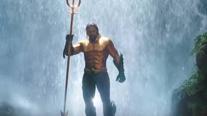 El nuevo (y larguísimo) trailer de Aquaman nos deja ver a Momoa con su traje nuevo
