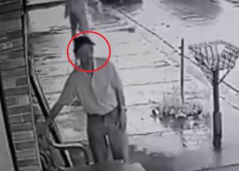 Este es el héroe anónimo que no te gustaría que te salvara en una pelea