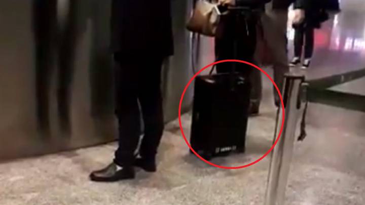 ¿Una maleta que sigue a su dueño? Existe y se vio en una estación de Renfe