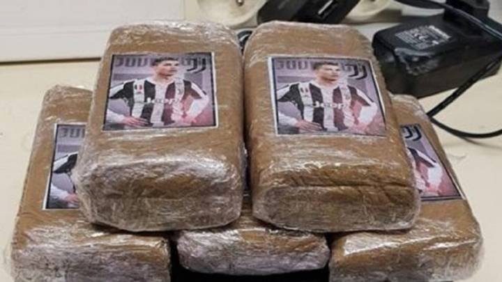 Se incauta medio kilo de cannabis con la imagen de Cristiano Ronaldo