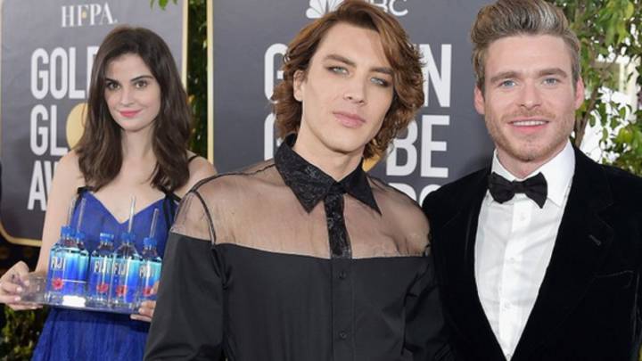 La 'chica del agua', la inesperada protagonista de la alfombra roja de Los Globos de Oro