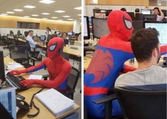 Este hombre va disfrazado a su último día de trabajo en un banco y se hace viral