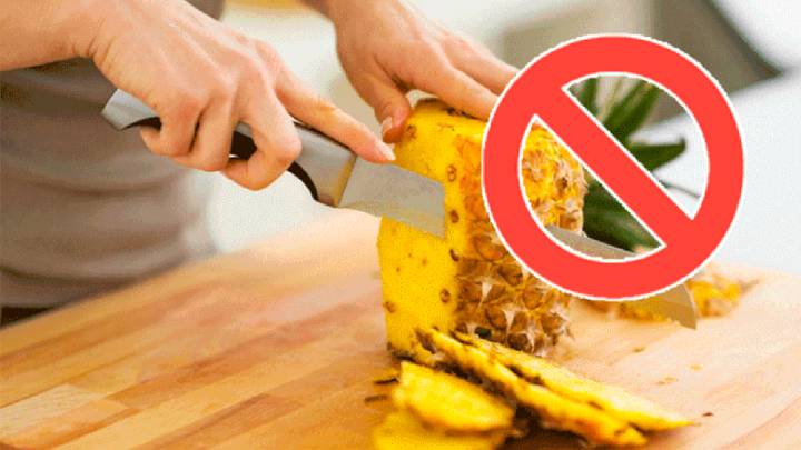 Esta es la manera correcta de comer una piña y que pocos sabían