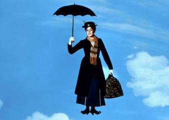 Un hombre sale volando al estilo Mary Poppins