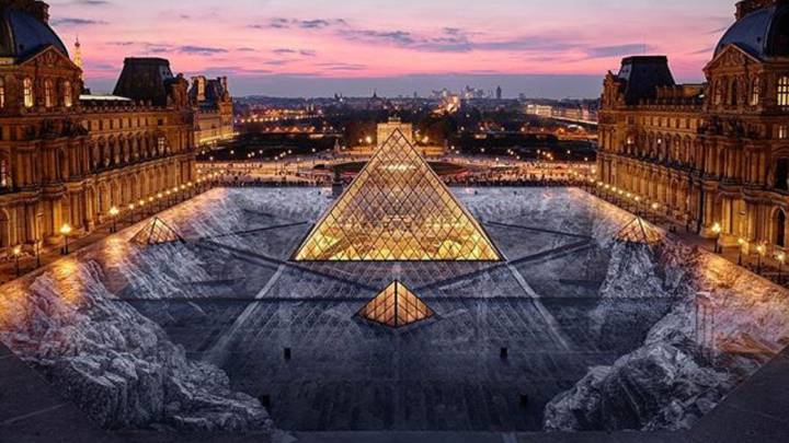 Esta impresionante ilusión óptica en el Louvre duró solo hasta que la pisaron los visitantes