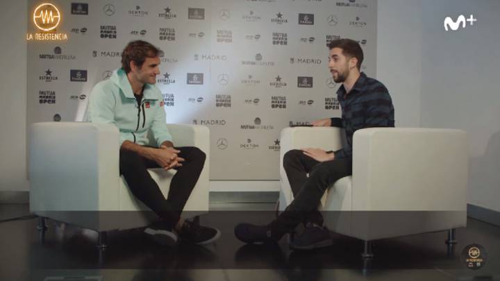 Broncano cumple su sueño: entrevistar a Federer (y hacerle reír unas cuantas veces)