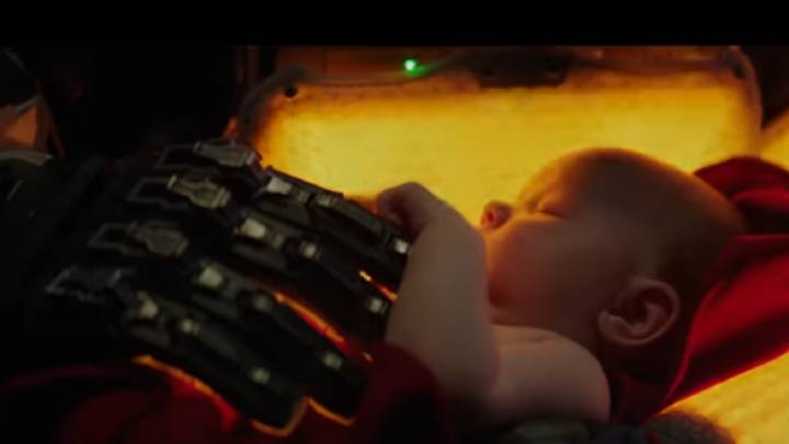 'I am Mother': la nueva película de ciencia-ficción de Netflix pinta muy inquietante