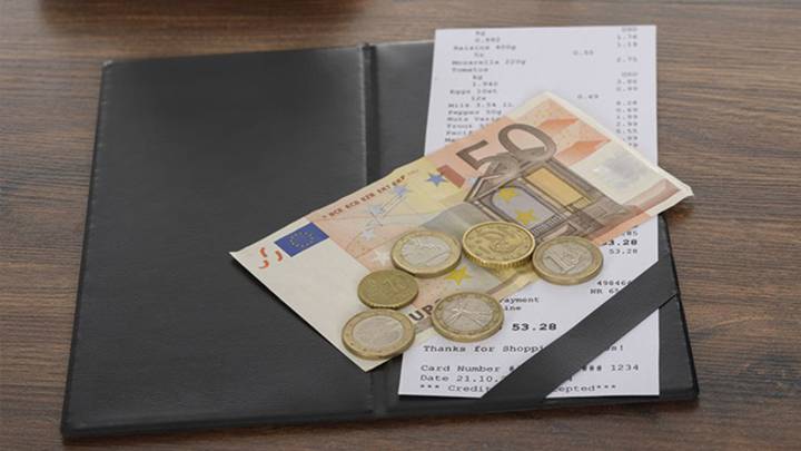 Roma y sus ‘sablazos’: tres cafés y dos hamburguesas por 81 euros