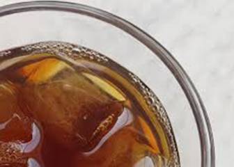 ¿Te pueden cobrar por un hielo en una cafetería? Sí y ha ocurrido en Sevilla