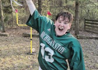 Este niño da una lección al mundo de cómo ser un buen aficionado