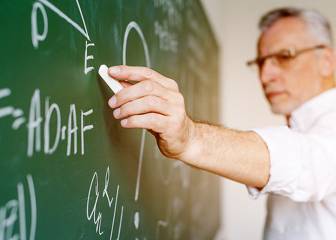 Un profesor se convierte en viral tras enviarle este email a una alumna