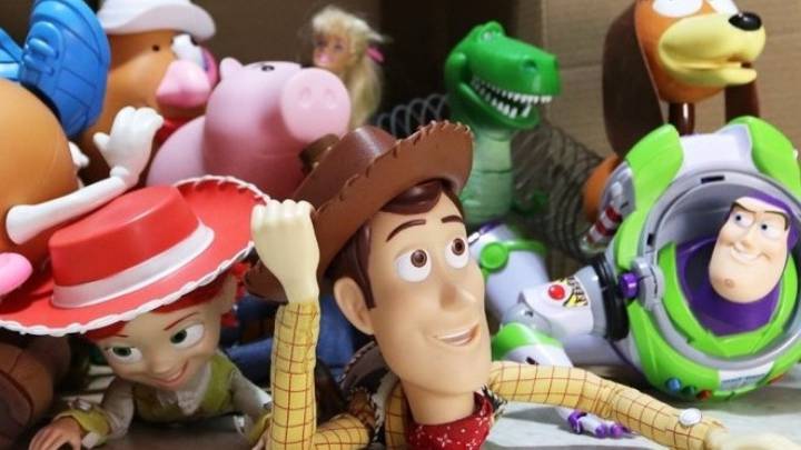 Dos hermanos han estado 8 años recreando con juguetes 'Toy Story 3': este es el resultado