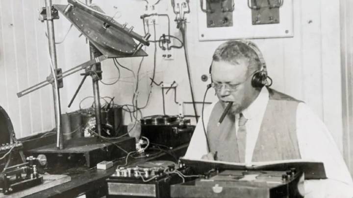 Día mundial de la radio: así fueron las primeras transmisiónes del mundo y de España