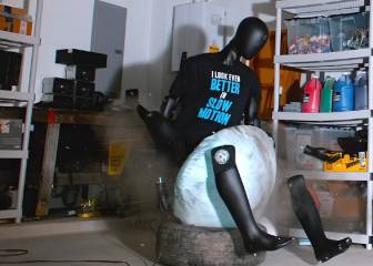 Este vídeo muestra la enorme fuerza de la explosión de un airbag