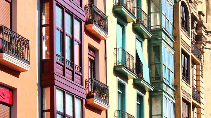 Quejas en una comunidad por unos “vecinos fogosos” durante la cuarentena