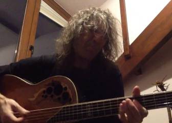 'Yo me quedo contigo aquí', la nueva canción de Robe Iniesta para 