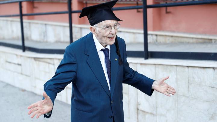 Un italiano de 96 años se convierte en el graduado de mayor edad del país