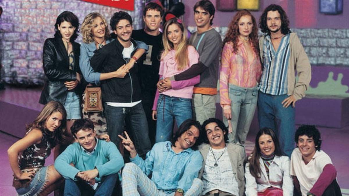 Vuelve ‘Al salir de clase’ a Mediaset, la serie adolescente por excelencia de los noventa