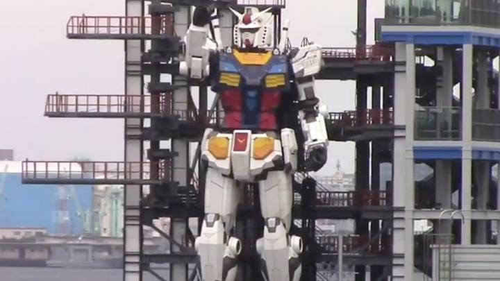 Así se ve un robot mecha de 20 metros creado (y andando) en Japón