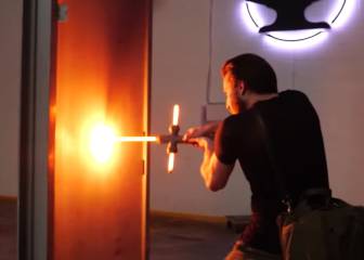 Consiguen crear un sable láser realista que puede cortar el aluminio