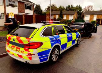 Así es cómo la policía de un pueblo de Inglaterra entregó un kebab a domicilio