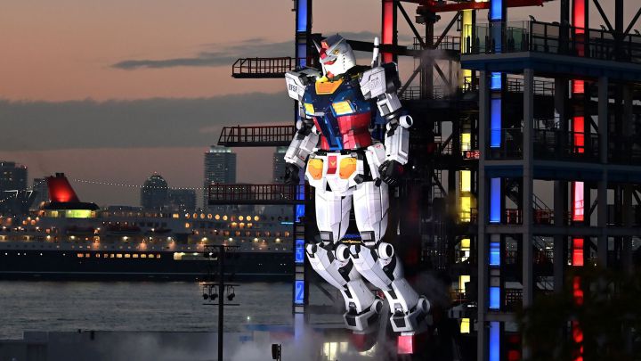 Japón ya tiene su robot mecha real de 20 metros