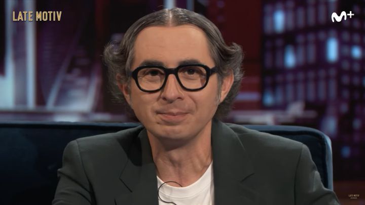 Berto Romero se presenta en \'Late Motiv\' con el pelo más humillante de su historia
