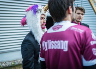 Unicorns of Love vence a los número 1 de Norteamérica, TSM