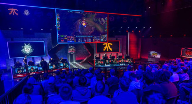 The number of viewers of the EU LCS has decreased considerably