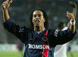 Ronaldinho podría fichar por el Manchester United