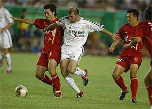Zidane y Guti, duda para el partido ante el Tokio