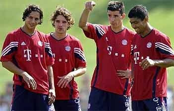 El Bayern no cuenta con resolver el caso Makaay antes del lunes