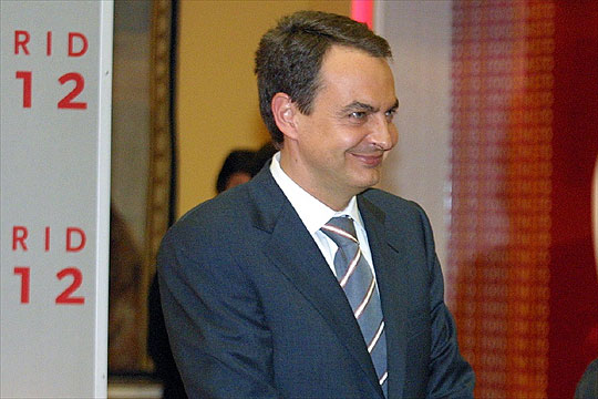 Zapatero cancela su viaje a Barcelona por el mal tiempo