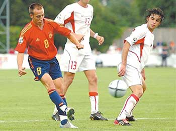 Borja Valero anotó el gol decisivo en la Euro 2004.